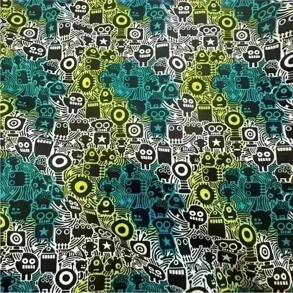 Robert Graham Hannah Aliens Robots Short Sleeve Button Shirt XL New Without Tags - Picture 4 of 5